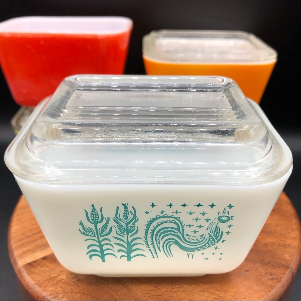1 Vintage Pyrex Refrigerator Boxes - Amish Butterprint - with Lid EXCELLENT